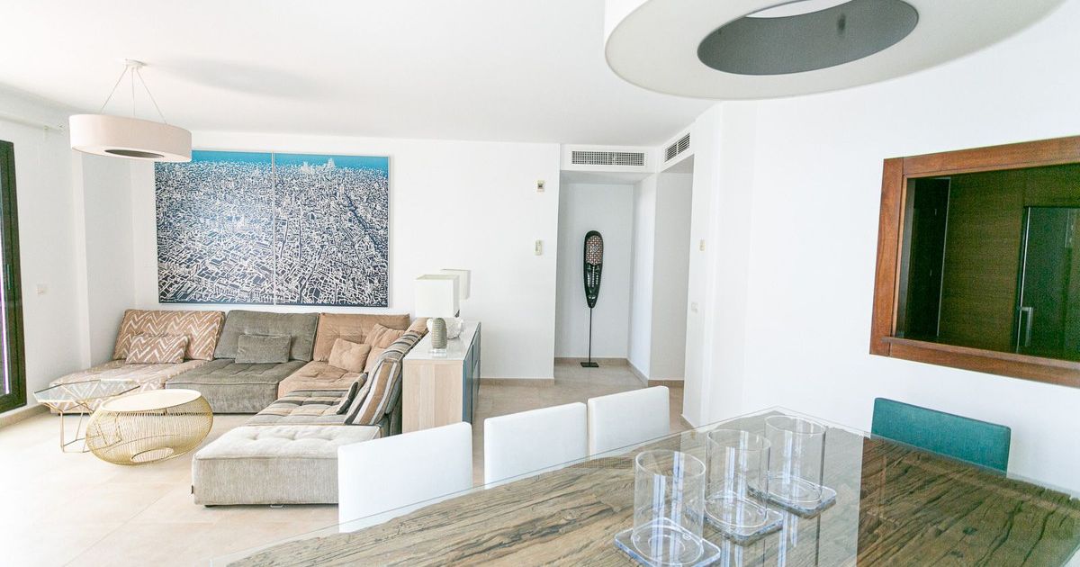 Dwupoziomowy penthouse w Altos de los Monteros, Altos de los Monteros, 6/12