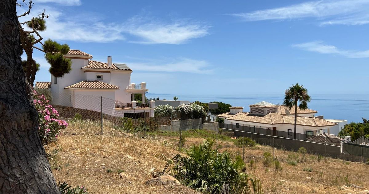 Plot in Manilva, La Paloma, Manilva, 7/11