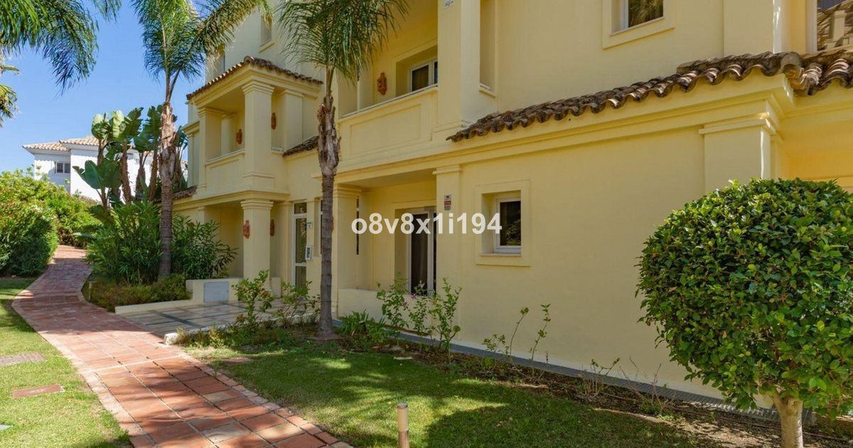 Apartment in der mittleren Etage in Casares, Casares, 2/12