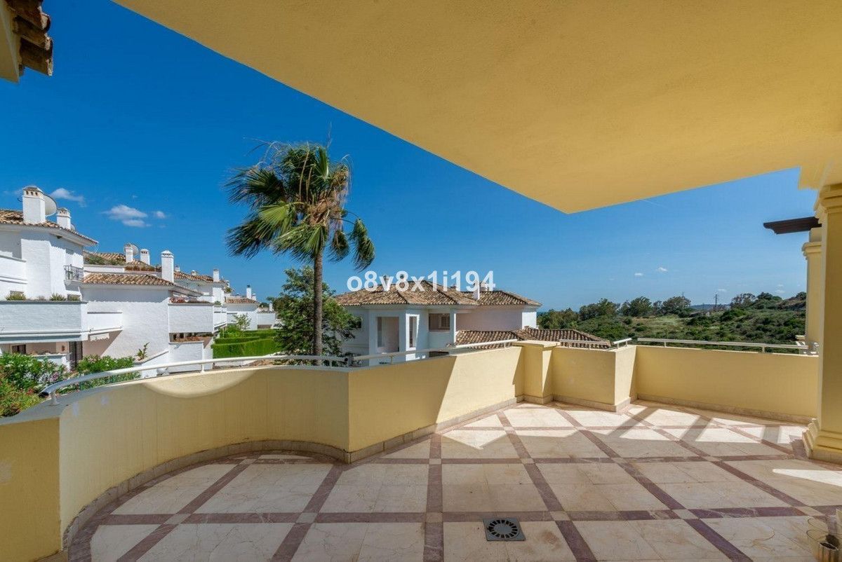 Apartment in der mittleren Etage in Casares, Casares, 11/12