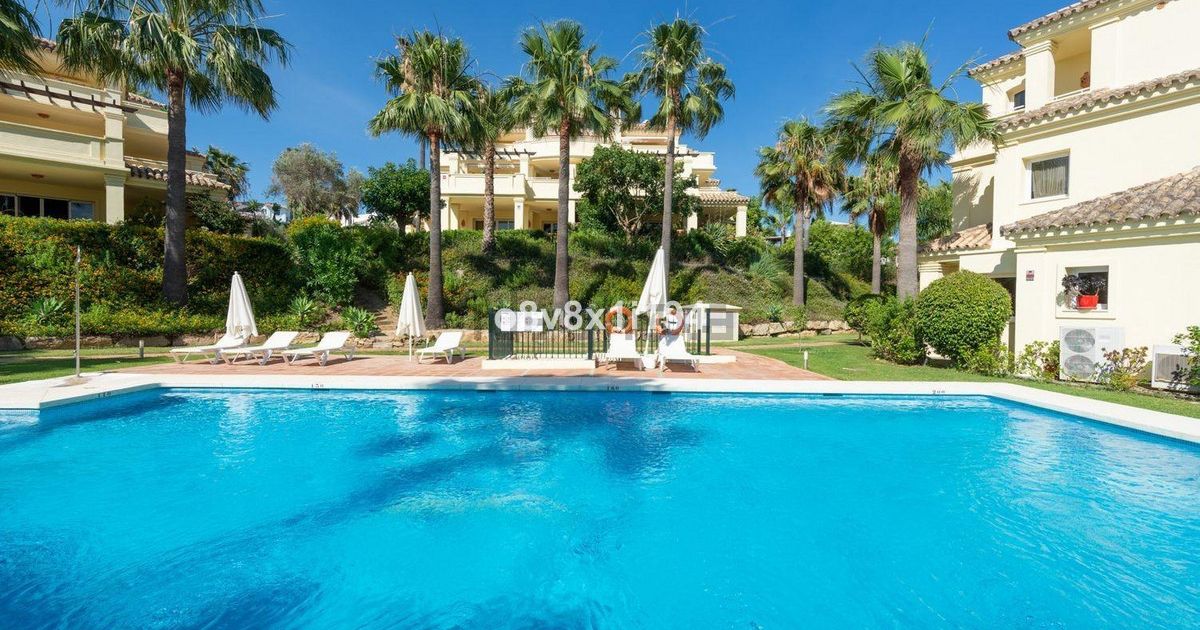 Apartment in der mittleren Etage in Casares, Casares, 3/12