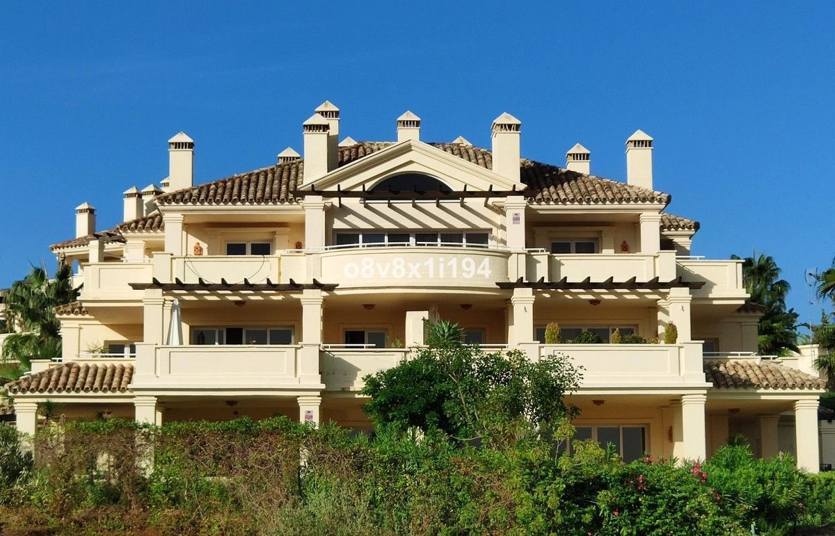 Apartment in der mittleren Etage in Casares, Casares, 7/12