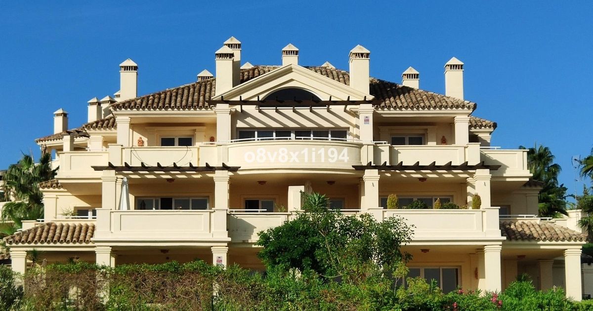 Apartment in der mittleren Etage in Casares, Casares, 7/12