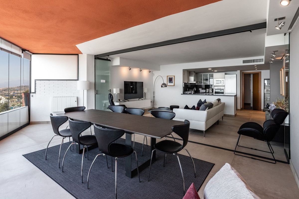 Penthouse Duplex in Higueron, Higueron, 2/5