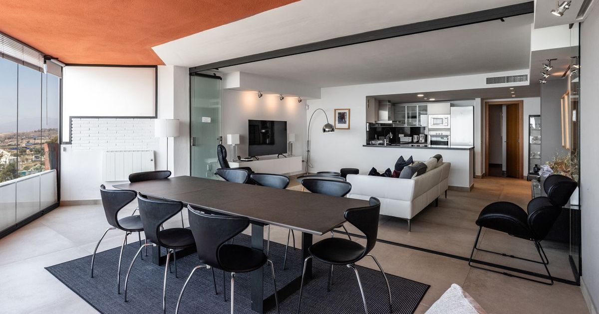 Penthouse Duplex in Higueron, Higueron, 2/5
