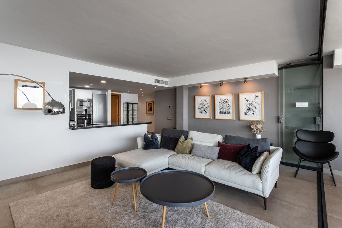 Penthouse Duplex in Higueron, Higueron, 4/5
