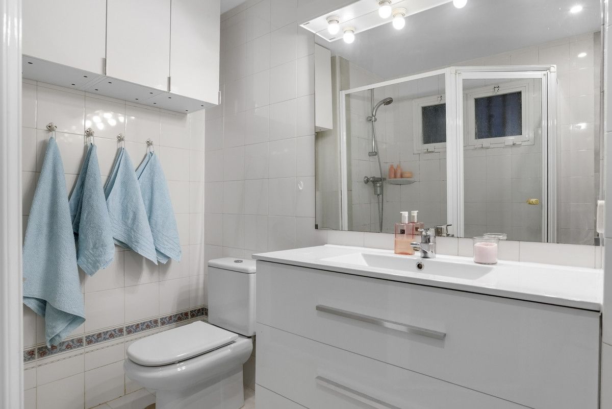 Appartement op de middelste verdieping in Elviria, Elviria, 12/12