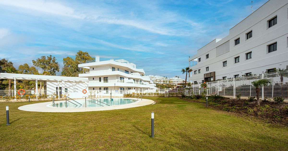 Wohnung in mittlerer Etage in Estepona, Estepona, 2/12