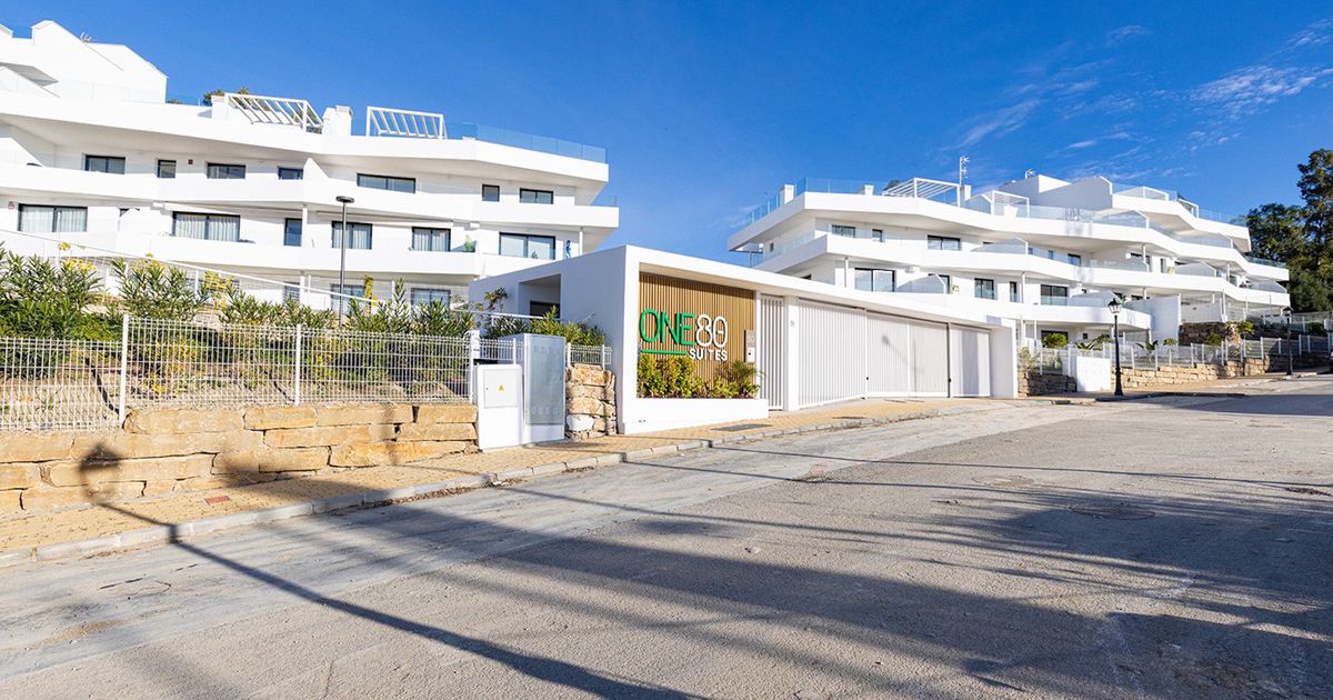 Wohnung in mittlerer Etage in Estepona, Estepona, 3/12