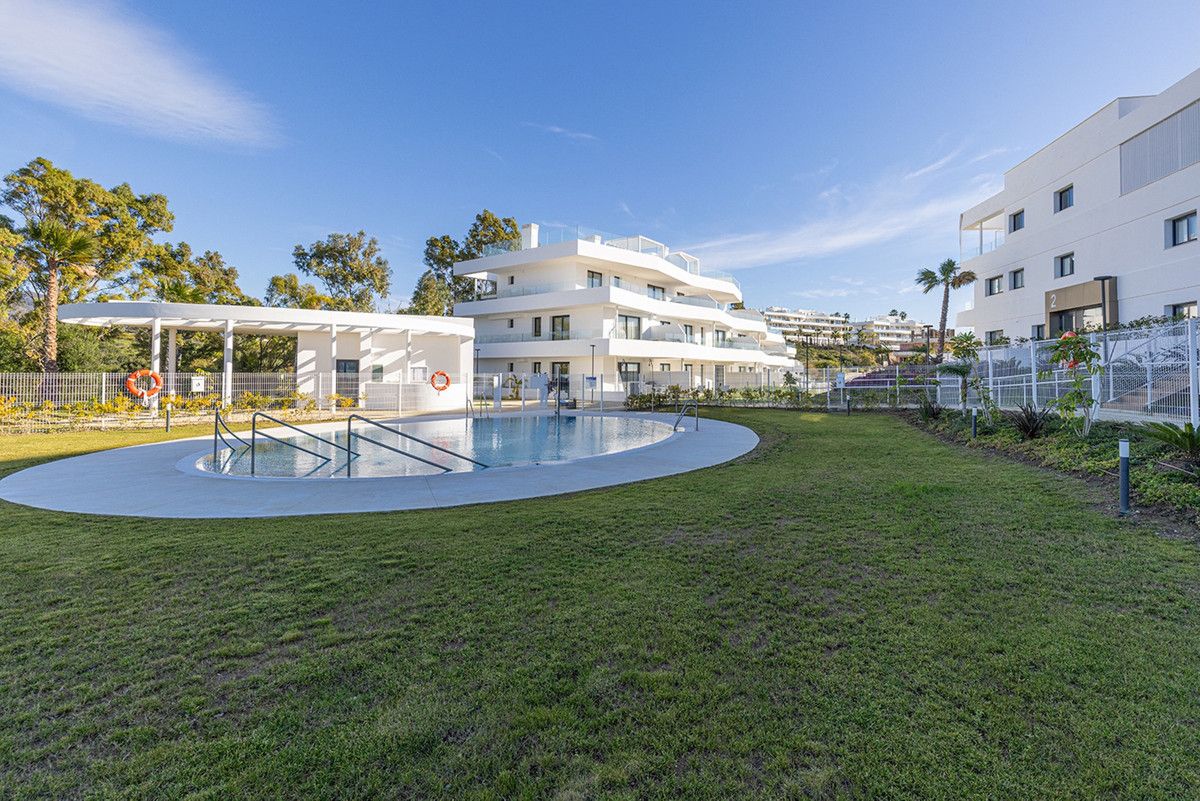 Wohnung in mittlerer Etage in Estepona, Estepona, 4/12