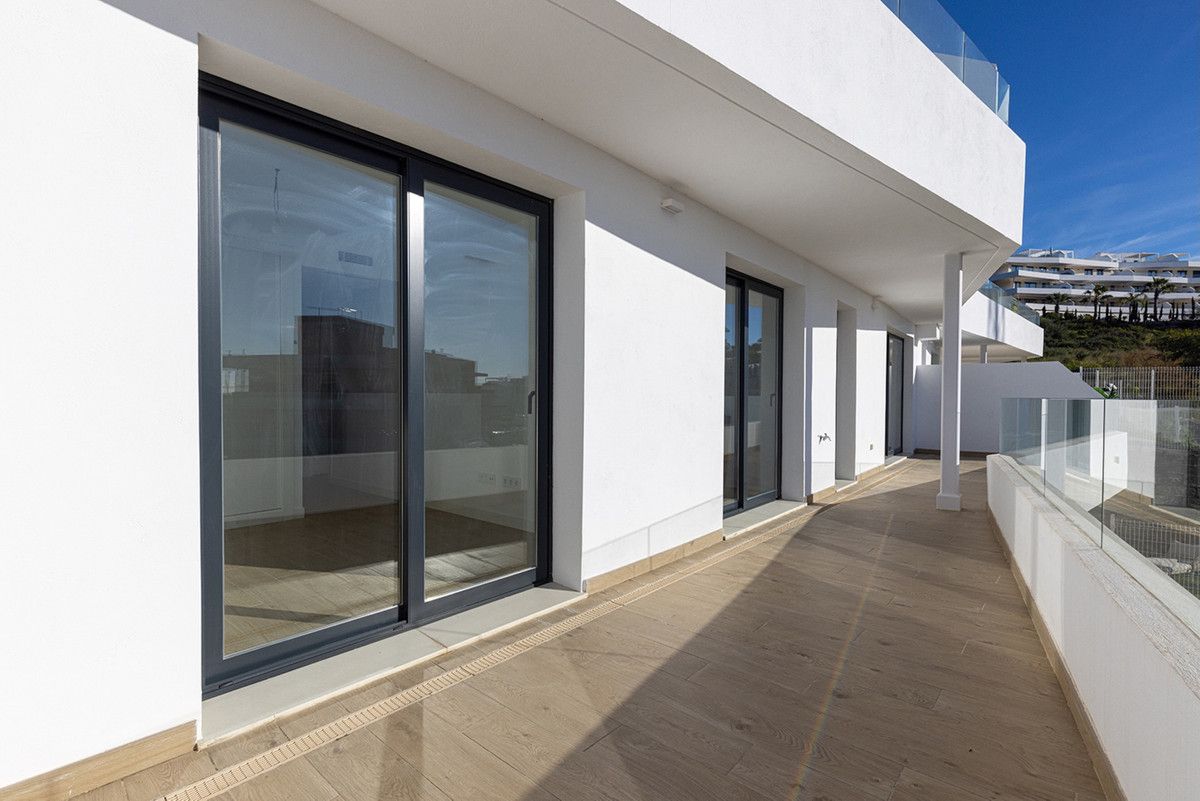Wohnung in mittlerer Etage in Estepona, Estepona, 6/12
