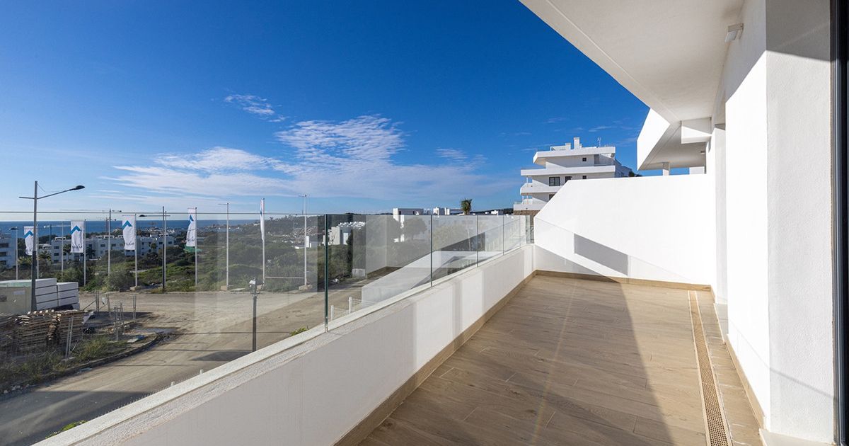 Wohnung in mittlerer Etage in Estepona, Estepona, 8/12