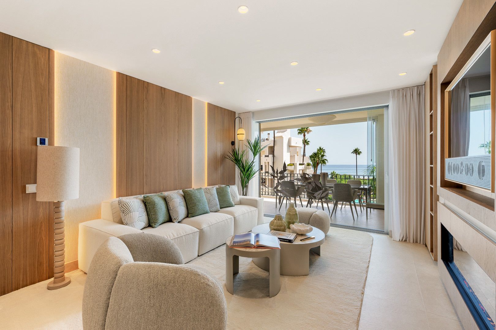 Апартаменты в Estepona, Bahía del Velerín, Estepona, 2/12
