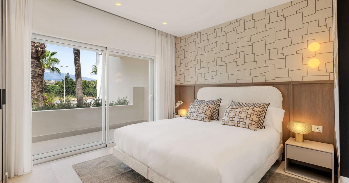 Апартаменты в Estepona, Bahía del Velerín, Estepona, 11/12