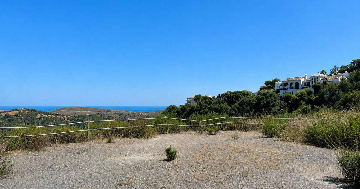 Residential Plot in Benahavís, Benahavís, 4/12