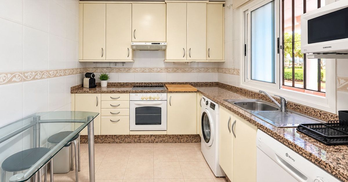 Apartamento en Planta Baja en Guadalmina Alta, Guadalmina Alta, 8/12