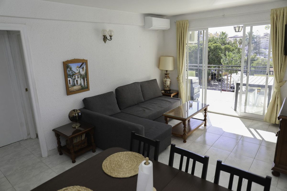 Appartement op de middelste verdieping in Los Boliches, Los Boliches, 2/12