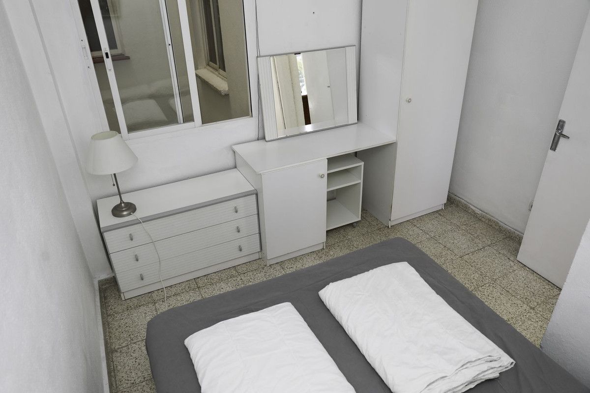 Appartement op de middelste verdieping in Los Boliches, Los Boliches, 12/12