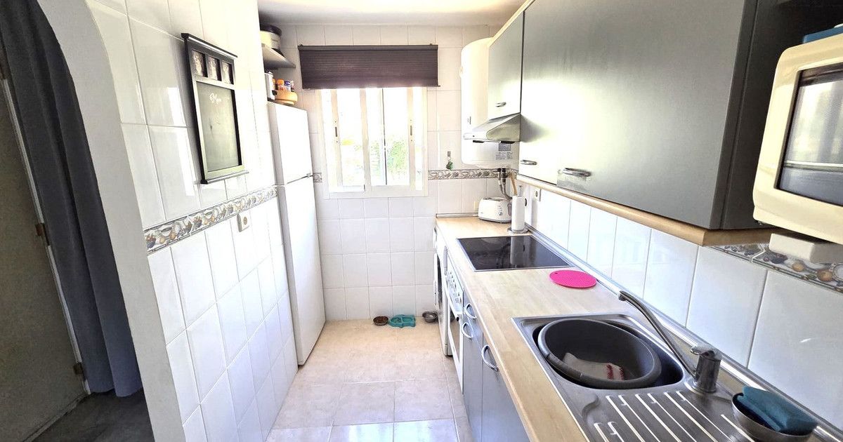 Middle Floor Apartment in Miraflores, Miraflores, 2/12