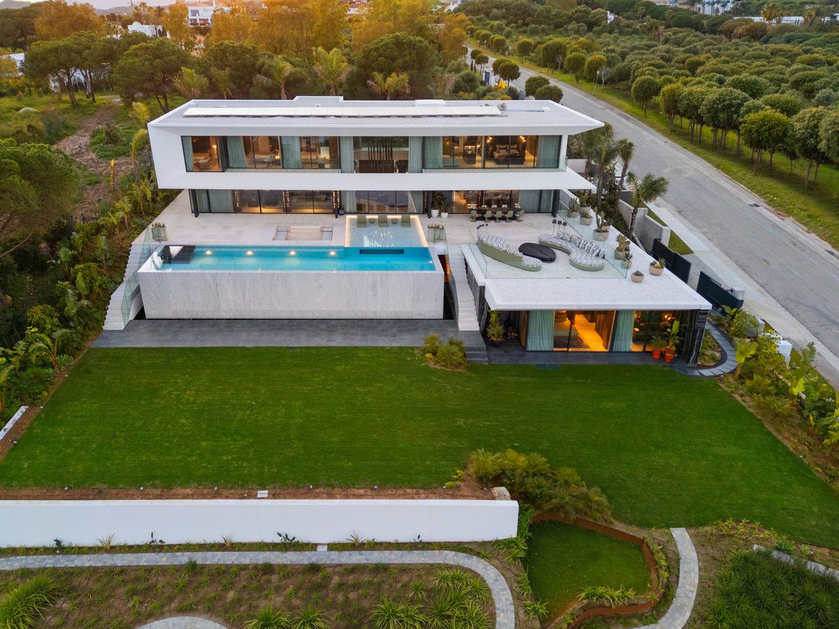 Detached Villa in Sotogrande, Sotogrande, 2/12