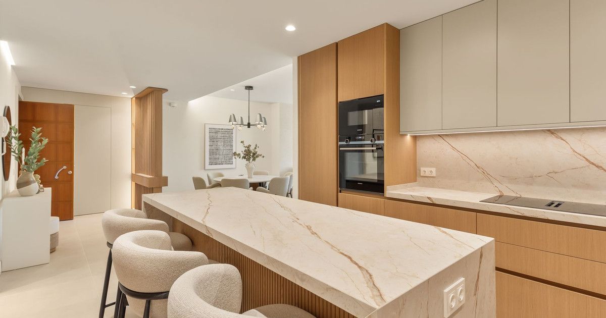 Apartment in der mittleren Etage in The Golden Mile, The Golden Mile, 8/12