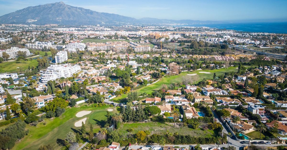 Residential Plot in Guadalmina Alta, Guadalmina Alta, 3/5