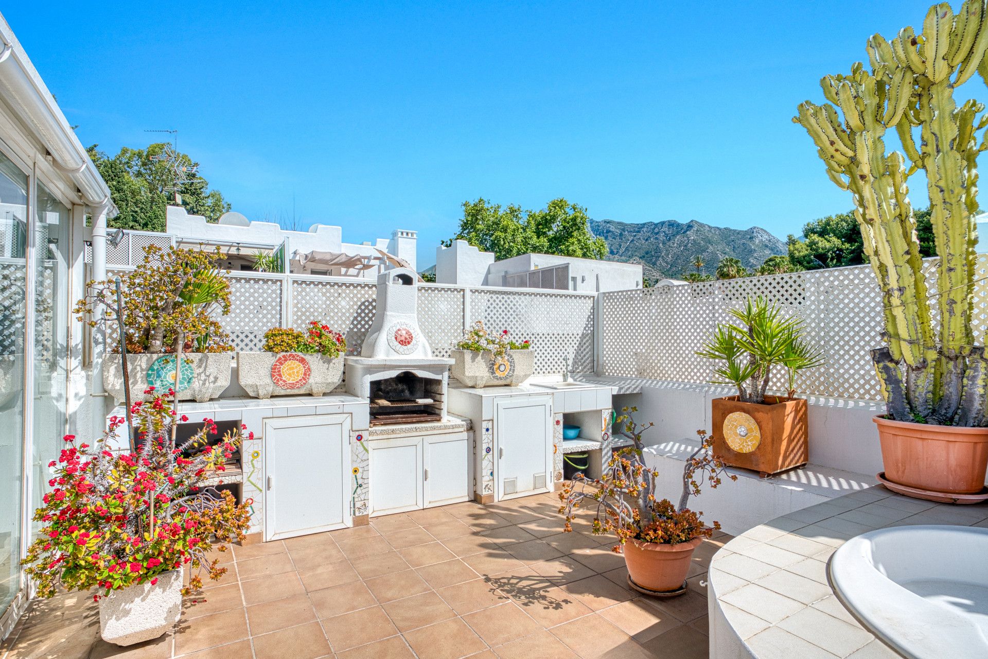 Duplex Penthouse in Marbella Golden Mile, Marbella Real, Marbella Golden Mile, 12/12