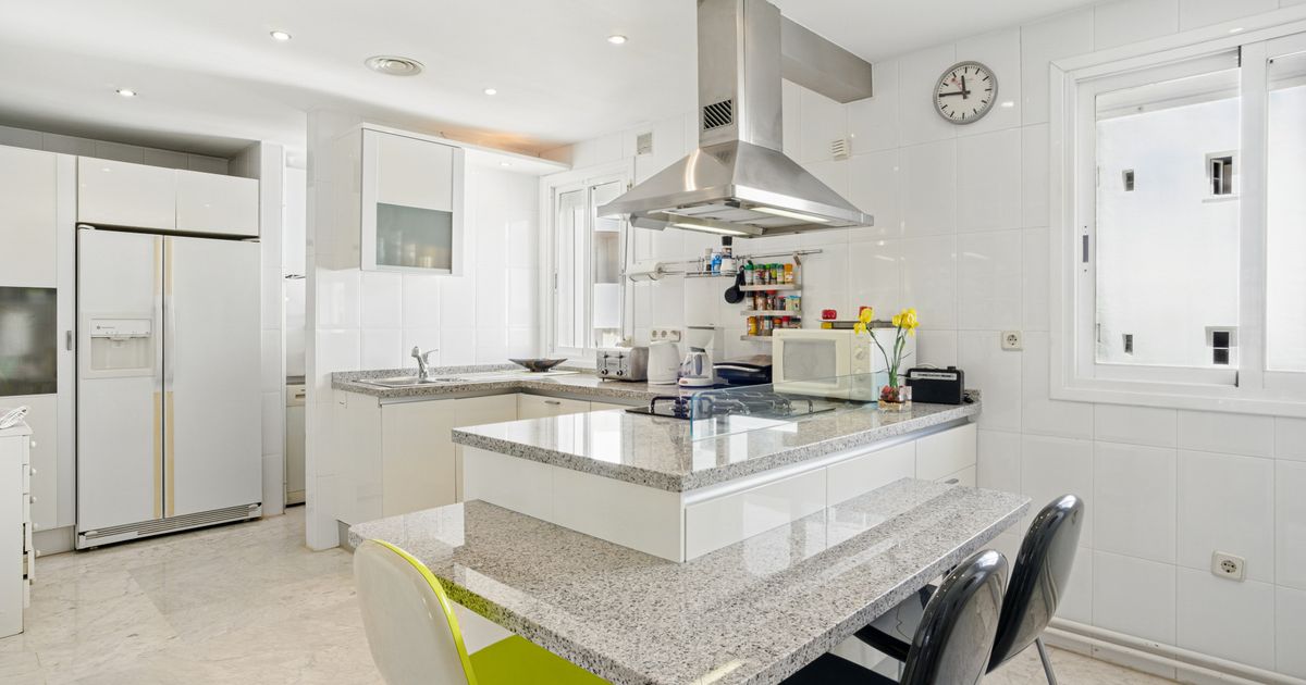 Duplex Penthouse in Marbella Golden Mile, Marbella Real, Marbella Golden Mile, 4/12