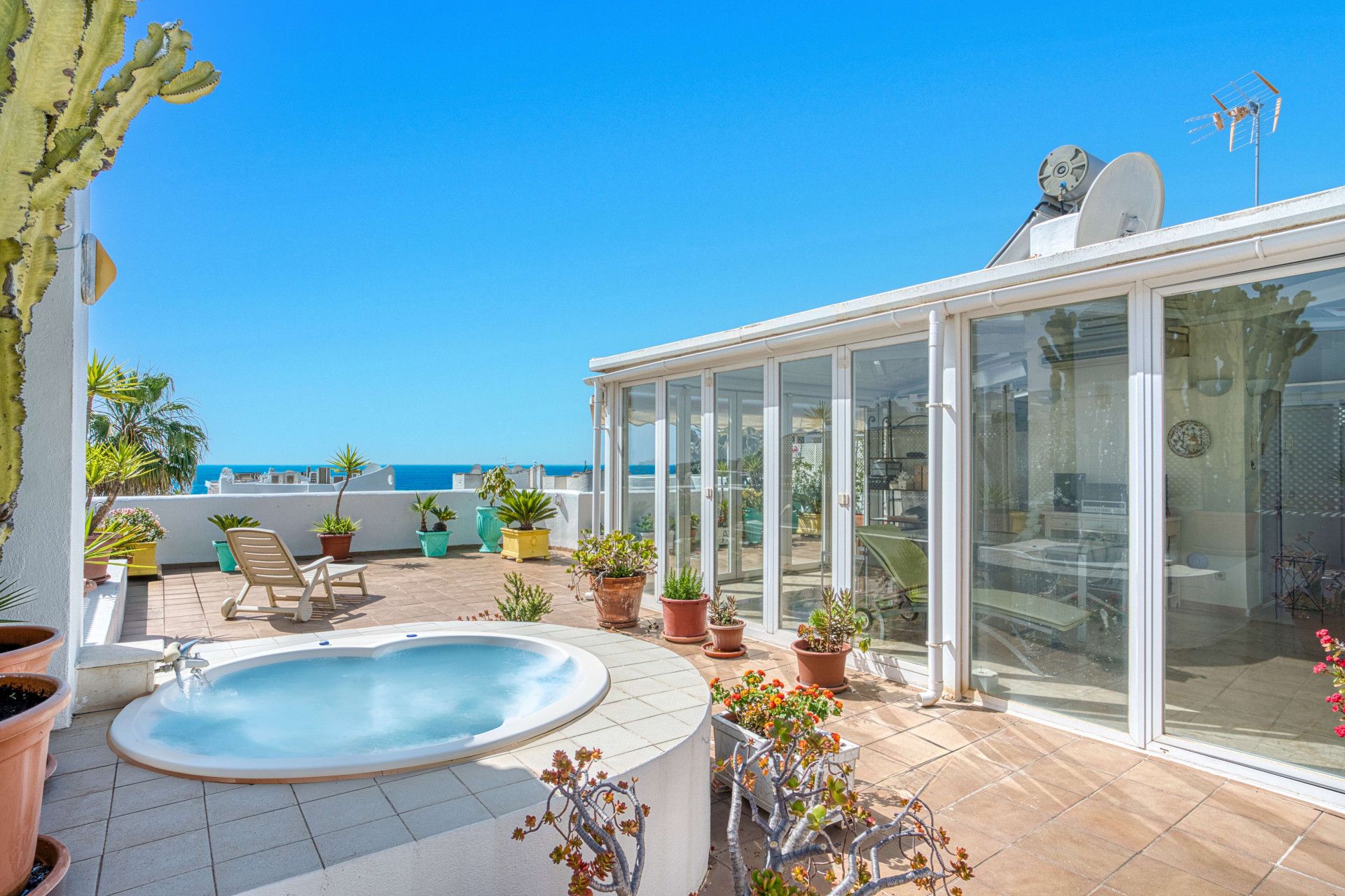 Duplex Penthouse in Marbella Golden Mile, Marbella Real, Marbella Golden Mile, 9/12