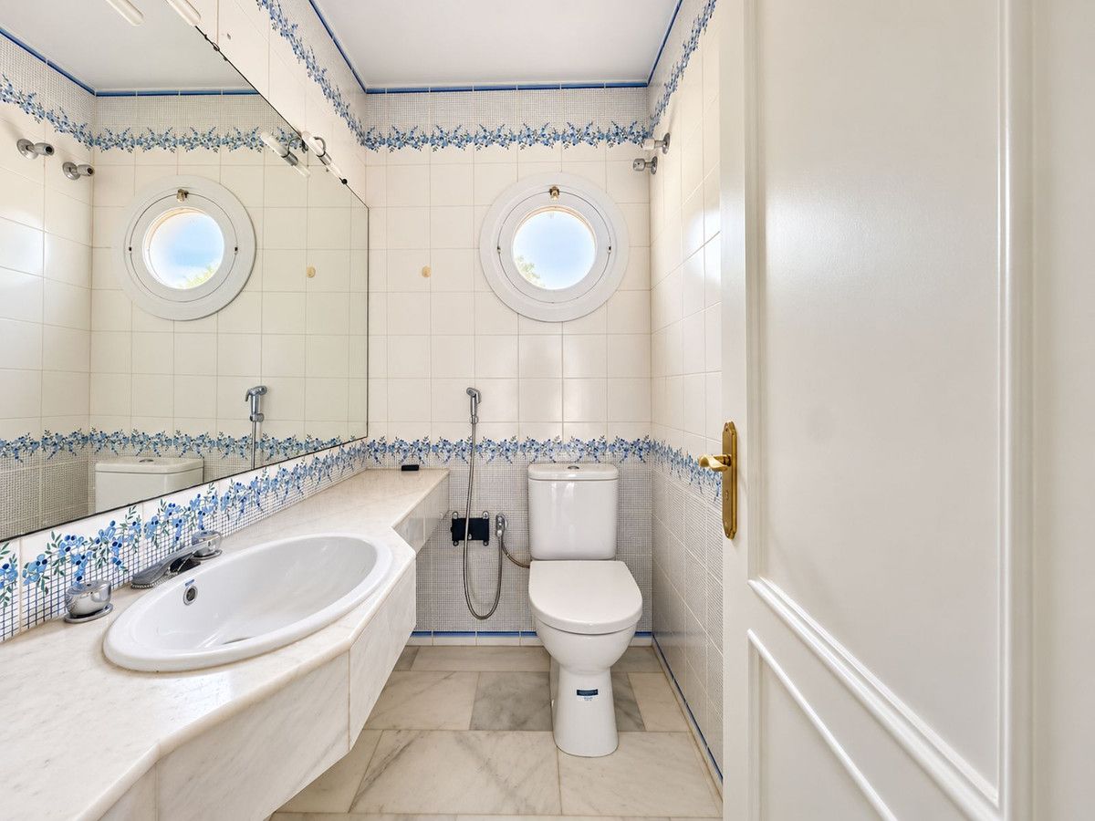 Townhouse in Cabopino, Cabopino, 12/12