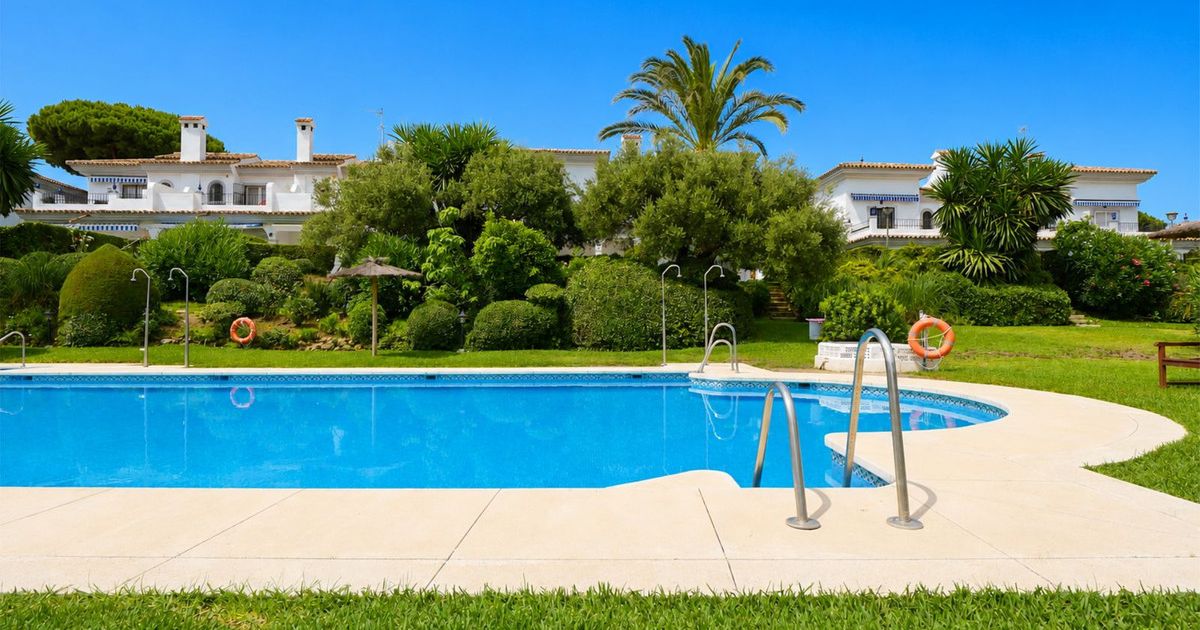 Townhouse in Cabopino, Cabopino, 7/12