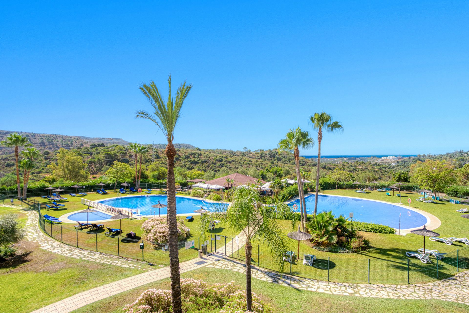 Penthouse w Estepona, Parque Botanico, Estepona, 5/12