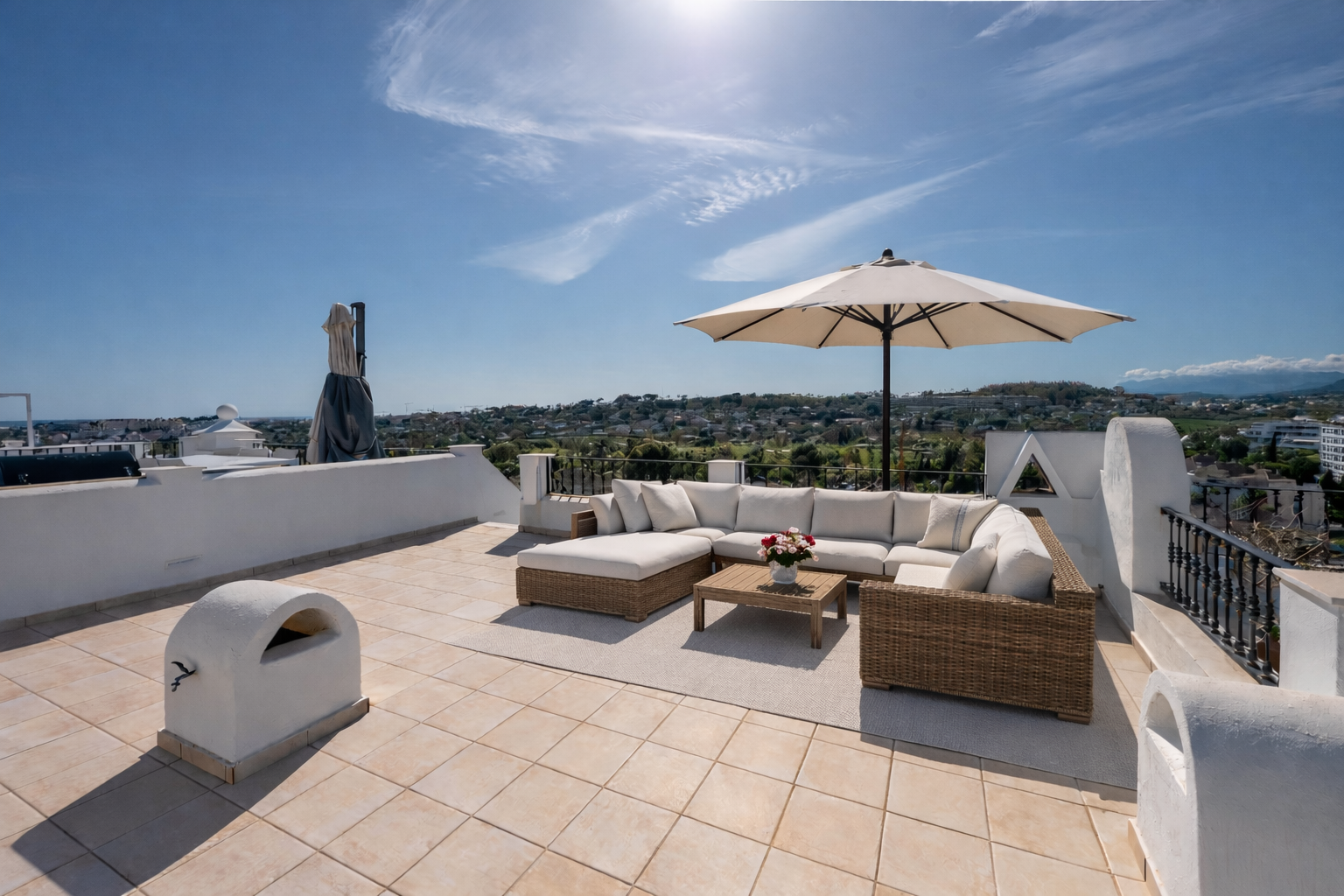 Townhouse in Nueva Andalucía, Aloha Pueblo, Nueva Andalucia, 1/12