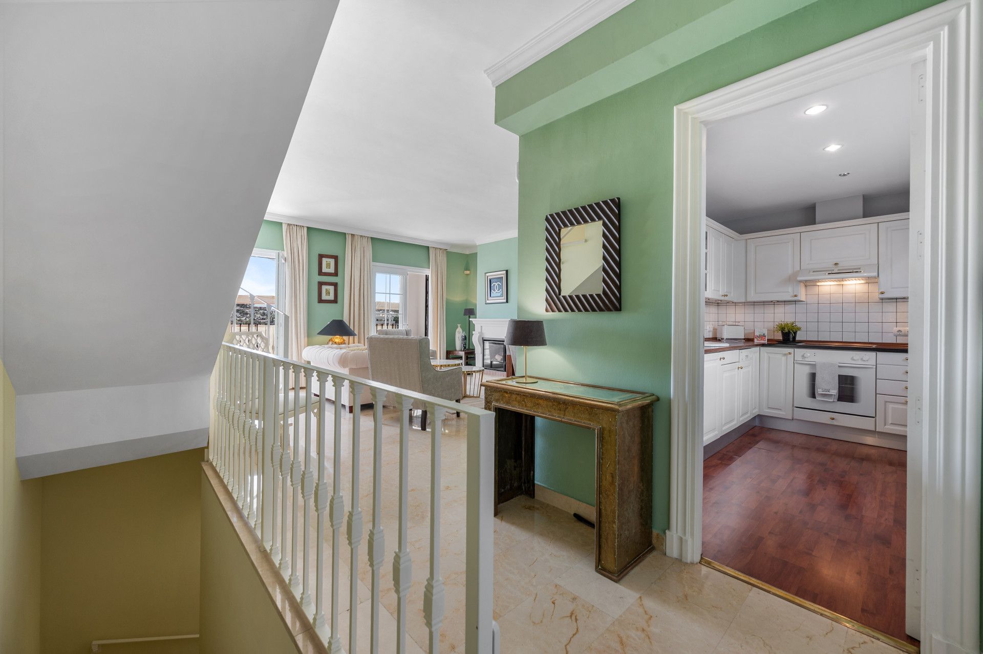 Townhouse in Nueva Andalucía, Aloha Pueblo, Nueva Andalucia, 7/12