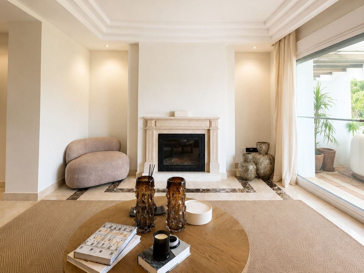 Penthouse Duplex in Sierra Blanca, Sierra Blanca, 5/12