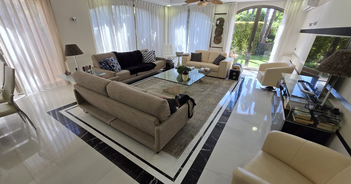 Lägenhet på markplan i Marbella - Puerto Banus, Casa Nova, Marbella - Puerto Banus, 12/12