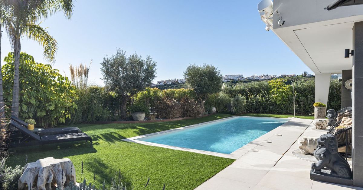 Vrijstaande villa in Manilva, Manilva, 5/12