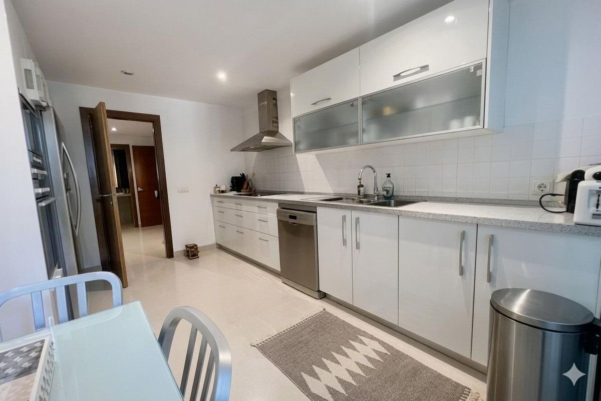 Penthouse in Marbella, Marbella, 5/12