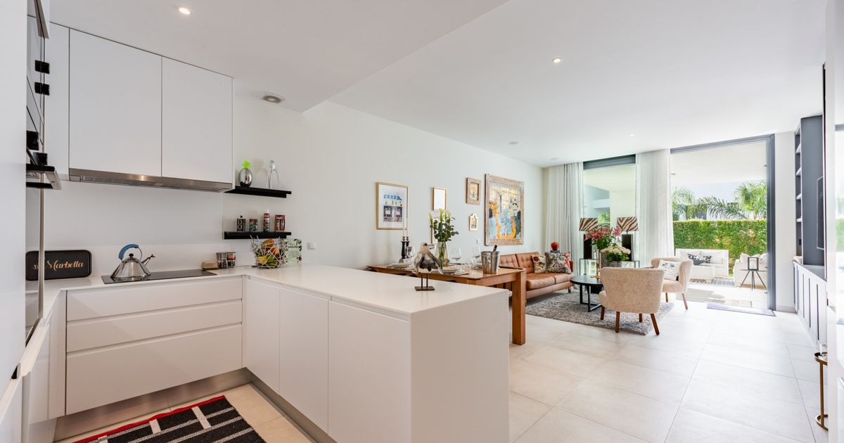 Apartamento en Estepona, Cortijo del Golf, Estepona, 4/12