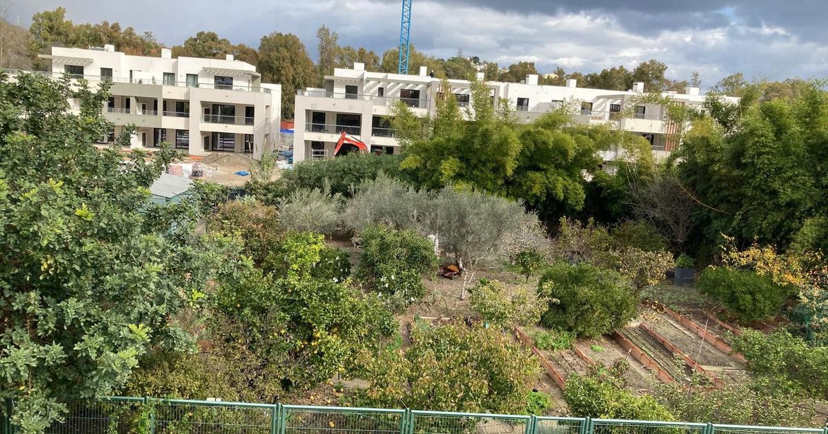 Residential Plot in Casares, Casares, 2/4