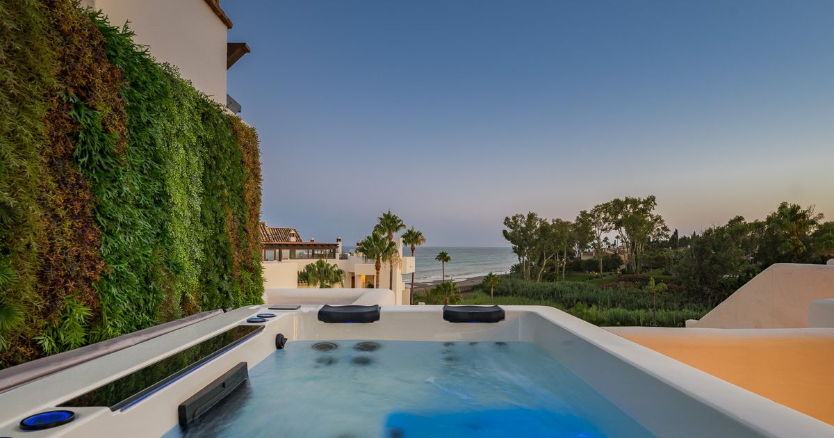 Penthouse in Estepona, Bahía del Velerín, Estepona, 2/12