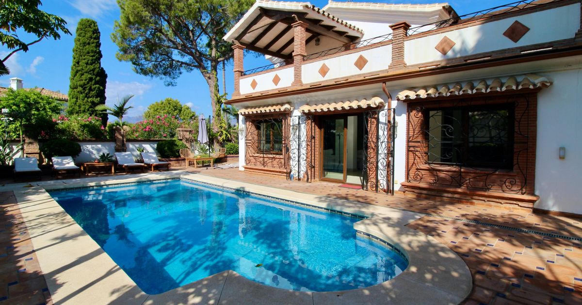 Villa in Estepona, El Presidente, Estepona, 1/12