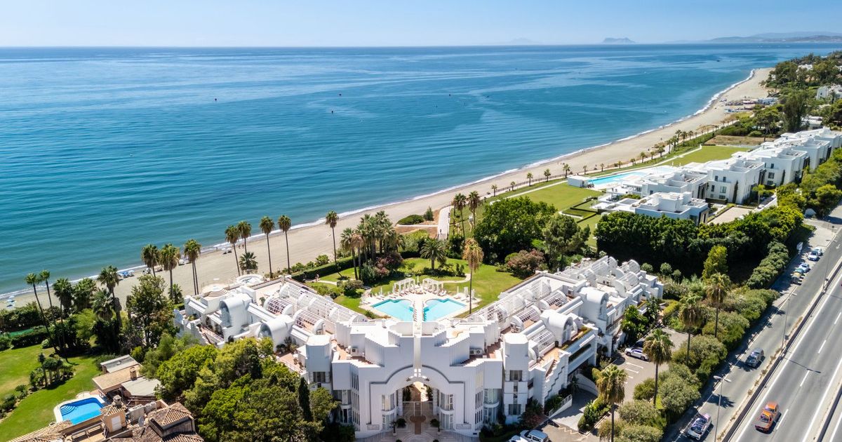 Lägenhet på mittenplan i Estepona, Estepona, 1/12