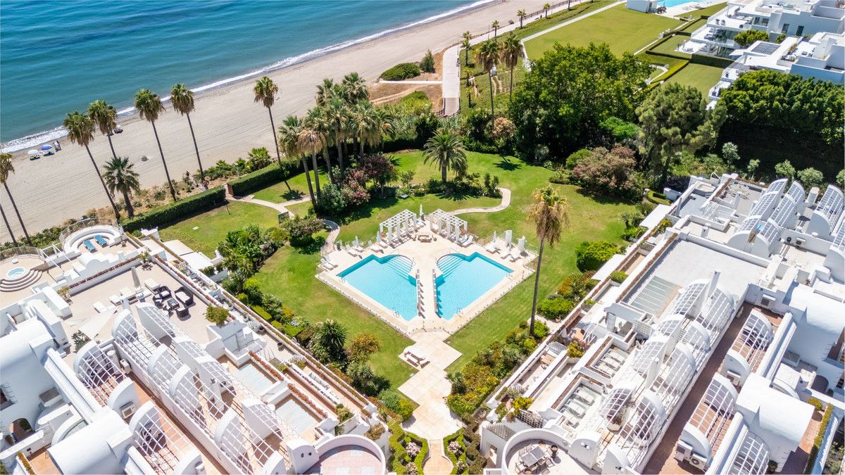 Lägenhet på mittenplan i Estepona, Estepona, 2/12