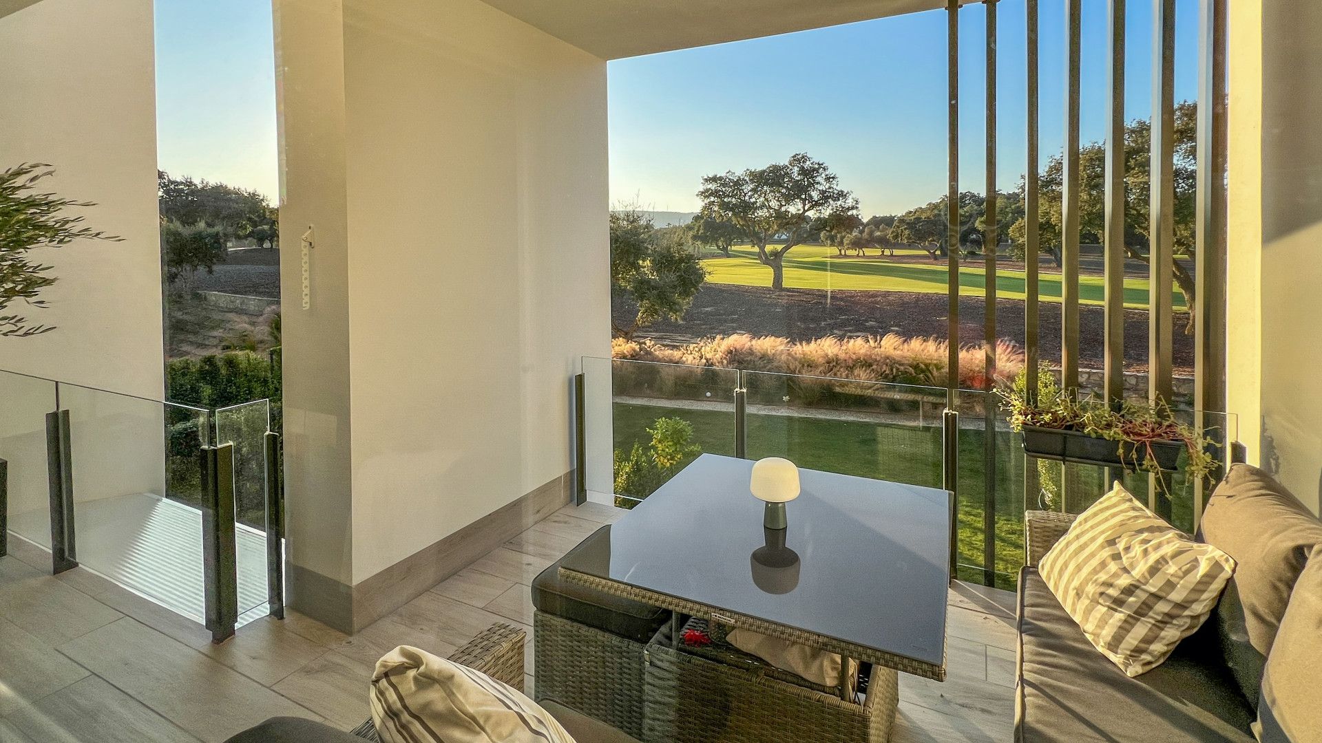 Townhouse in San Roque, San Roque Golf, San Roque, 1/12