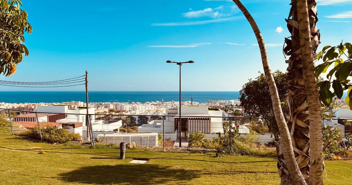 Parterowy apartament w Estepona, Estepona, 1/12