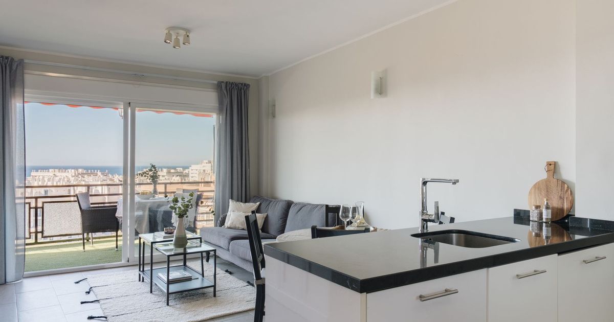Wohnung in mittlerer Etage in Marbella, Marbella, 3/12
