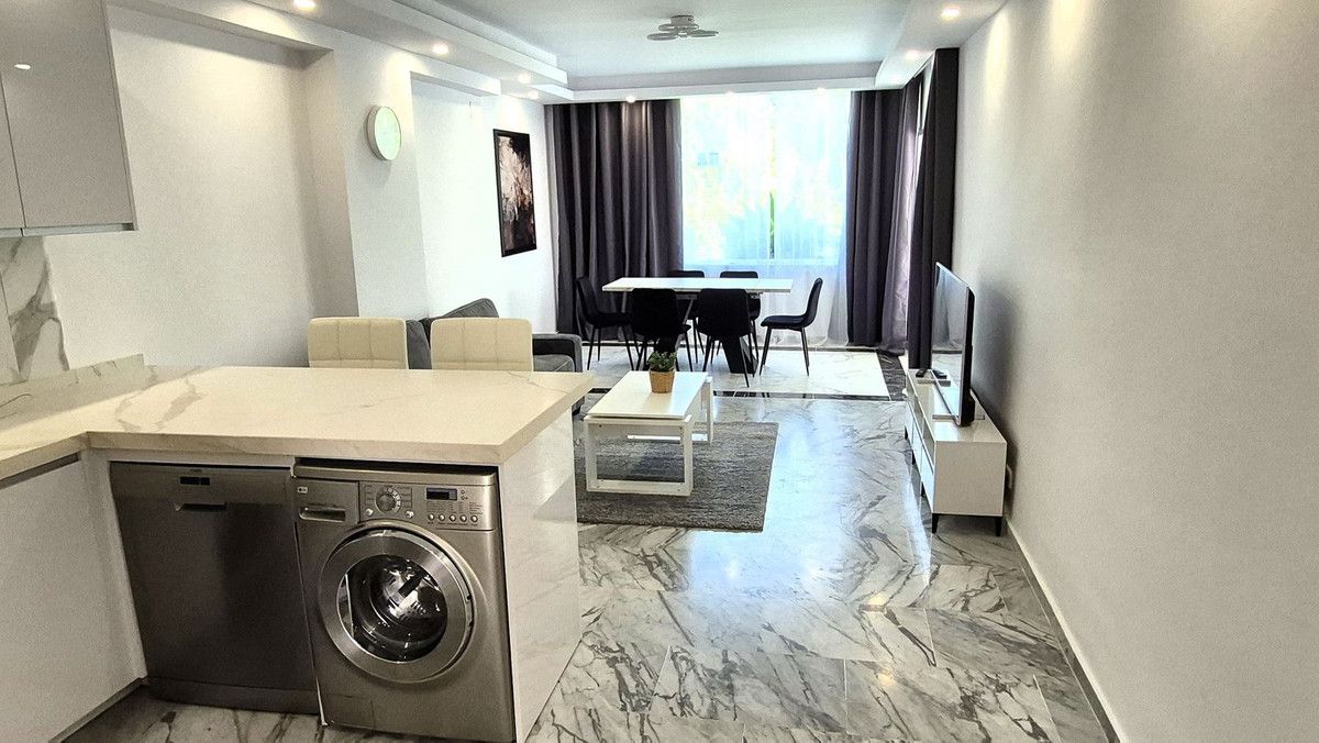 Appartement en rez-de-chaussée à Bahía de Marbella, Bahía de Marbella, 10/12
