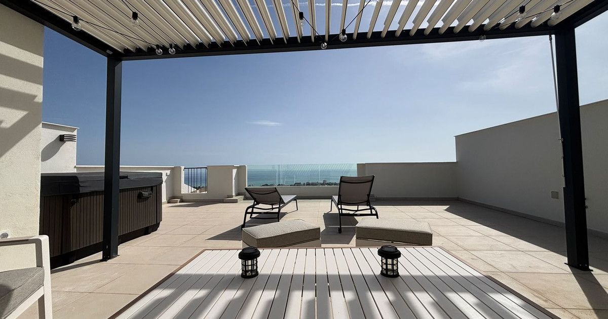Top Floor Appartement in Benalmadena, Benalmadena, 2/12
