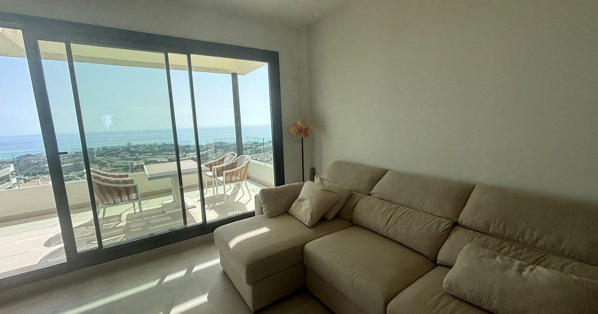 Top Floor Appartement in Benalmadena, Benalmadena, 12/12